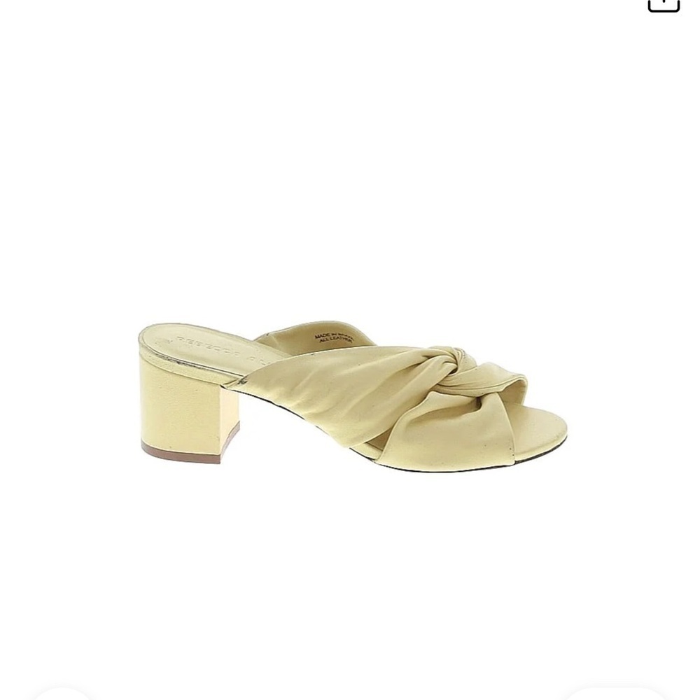 Rebecca Allen Twist Heels 10 Yellow Leather NWOT Sandals Mules Slip On Travel